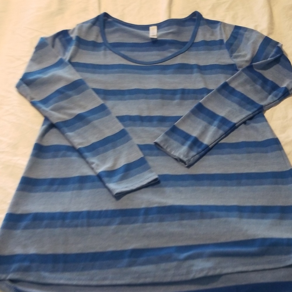 Long sleeve soft shirt